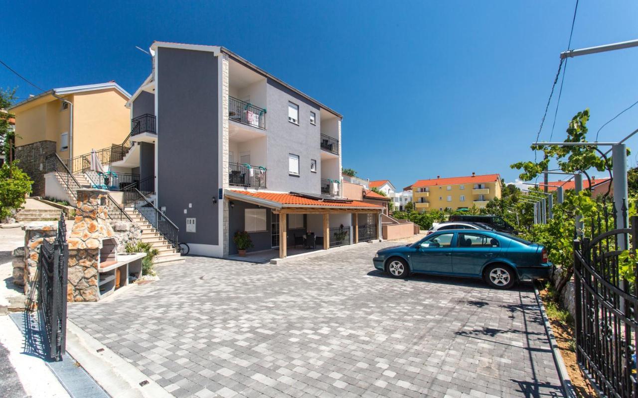 Apartments With A Parking Space Baska, Krk - 18808 Bagian luar foto